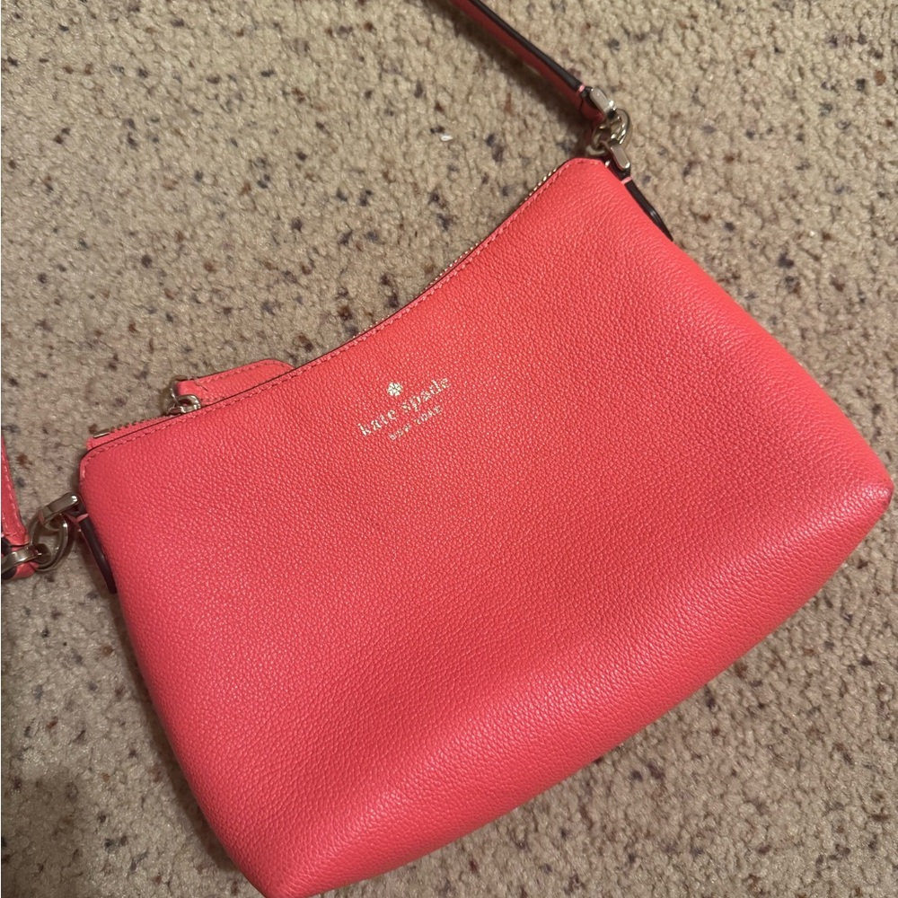 Kate Spade Pink Crossbody Bag Sleek Design
